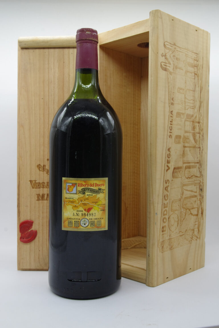 VEGA SICILIA UNICO 1980 MAGNUM - View 2 | Rotamagus Wines