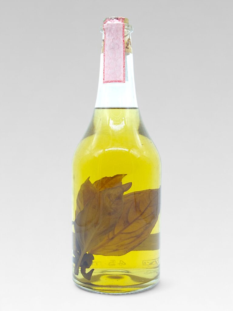 GRAPPA ROMANO LEVI BASILICO E LEMONE Gradi 52 - View 2 | Rotamagus Wines