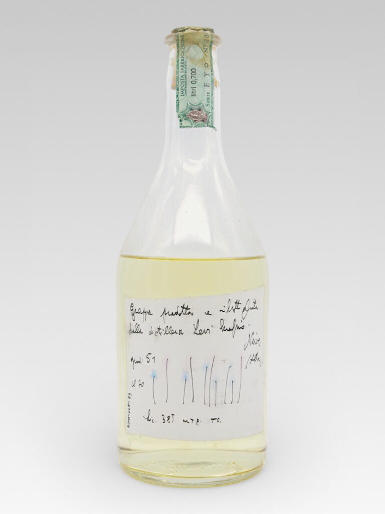 GRAPPA ROMANO LEVI DEICE FIORI - View 1 | Rotamagus Wines