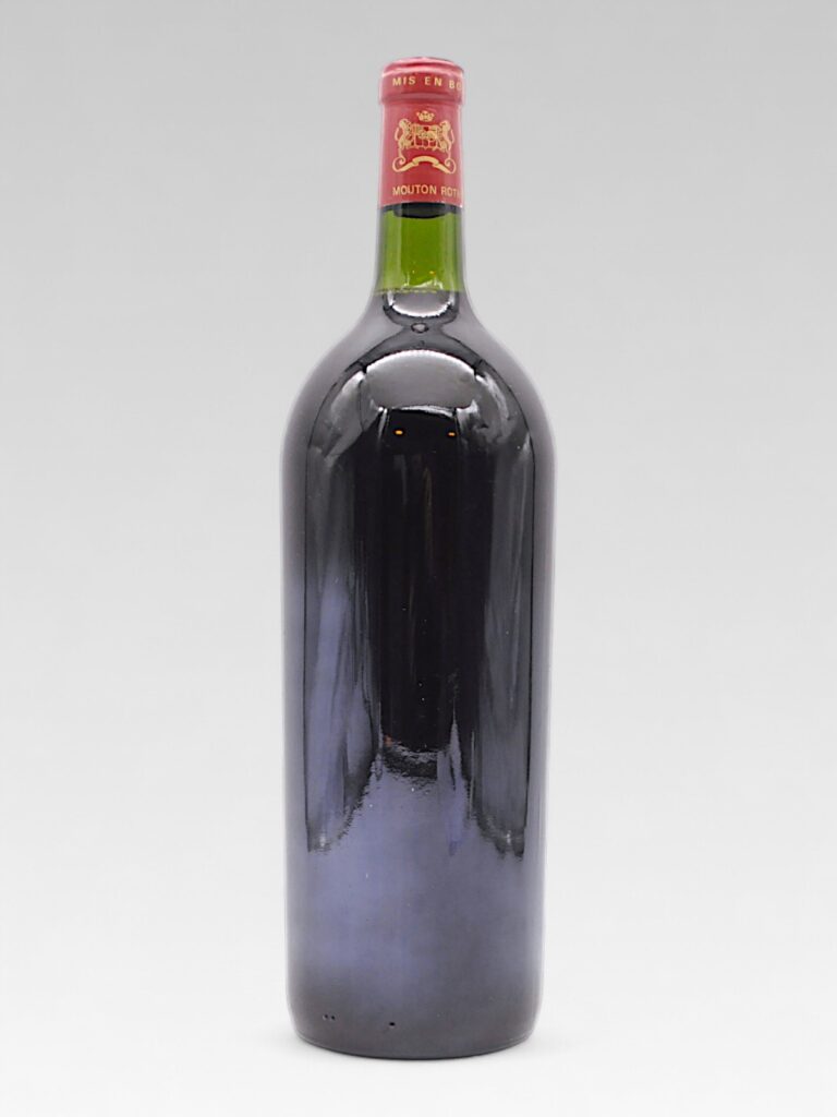 MOUTON ROTHSCHILD 1982 MAGNUM - View 2 | Rotamagus Wines