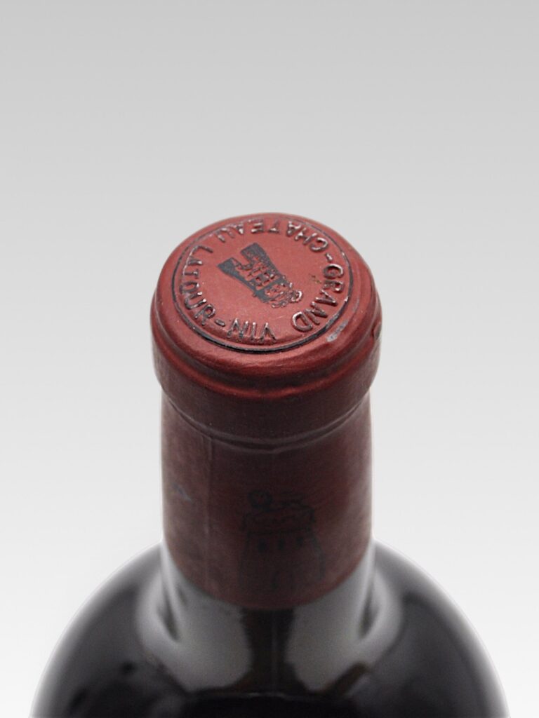 LATOUR 1975 MAGNUM - View 3 | Rotamagus Wines