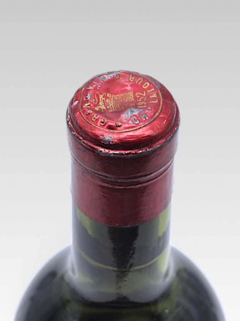 LATOUR 1952 - View 3 | Rotamagus Wines