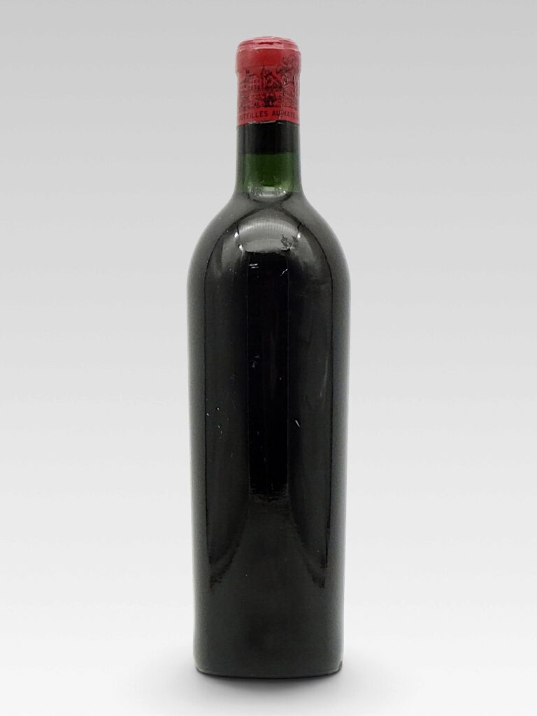 LAFITE ROTHSCHILD 1945 - View 2 | Rotamagus Wines
